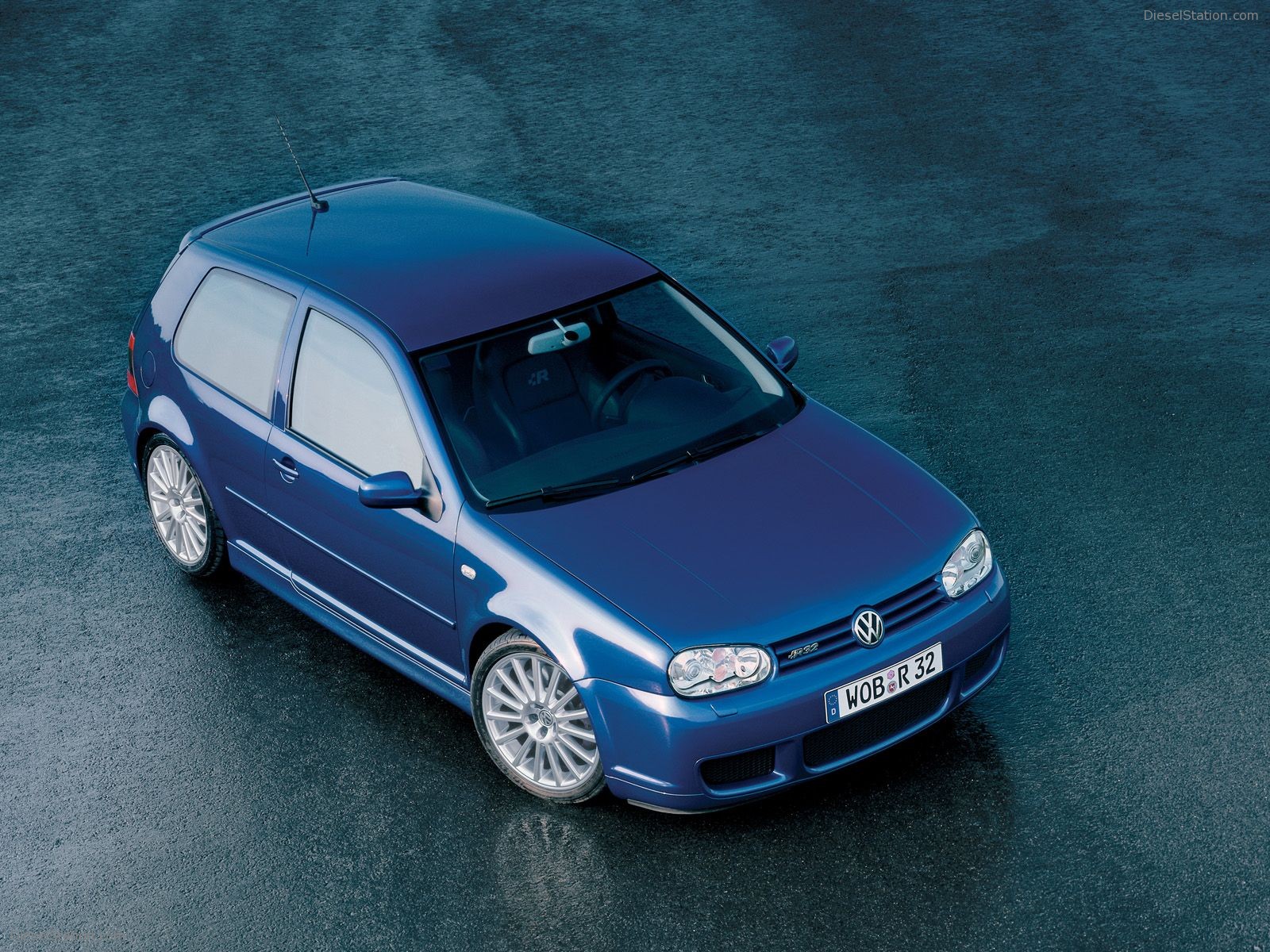 Volkswagen Golf IV R32